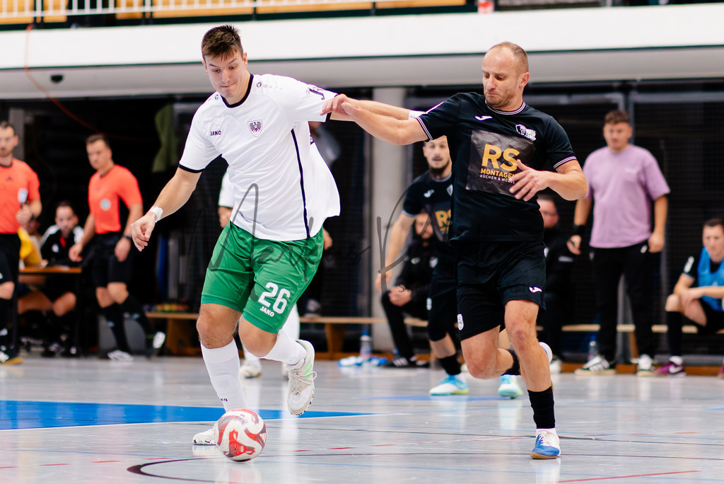 Futsal-Bundesliga, Saison 2025/2026, 9. Spieltag: SC Preußen Münster - YB Balkan Pfarrkirchen | Futsal-Bundesliga, Saison 2025/2026, 9. Spieltag, SC Preußen Münster empfängt YB Balkan Pfarrkirchen in der Universitäts-Sporthalle in Münster. Foto: sportfotografie.ms | Markus Paletta - Realisiert mit Pictrs.com