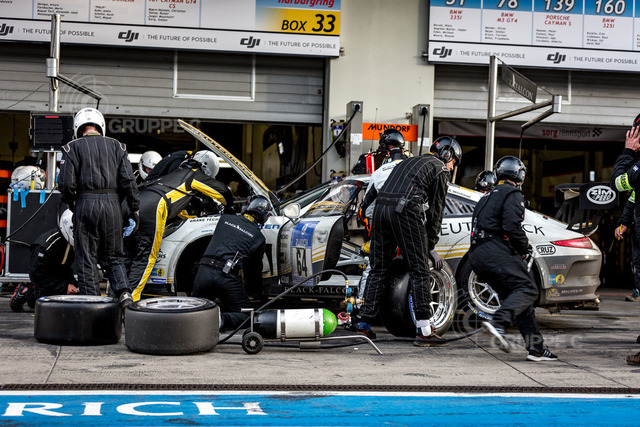 Foto 7 | Motorsport-Fotografie: DTM, 24h Nürburgring und GT-Action in hochauflösenden Bildern. Entdecke packende Rennmomente & Impressionen direkt aus der Boxengasse. - Realisiert mit Pictrs.com