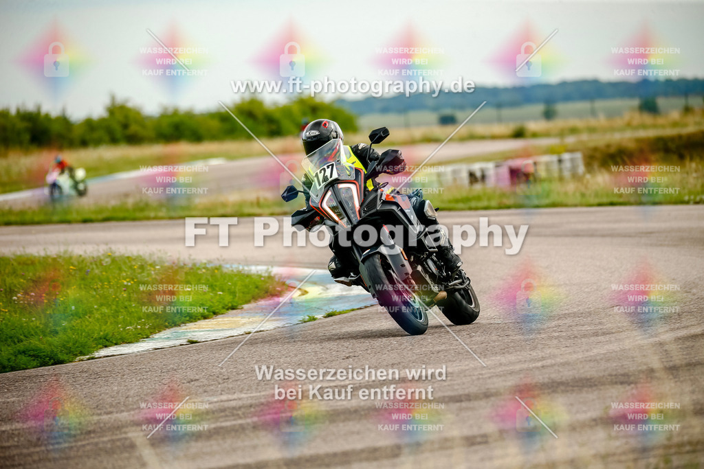 Chambley Juli-2172 | Hier findet Ihr Bilder von Touristenfahrten auf der Nürburgring Nordschleife oder von anderen Veranstaltungen die ich besucht habe. Viel Spass beim Durch Schauen 
