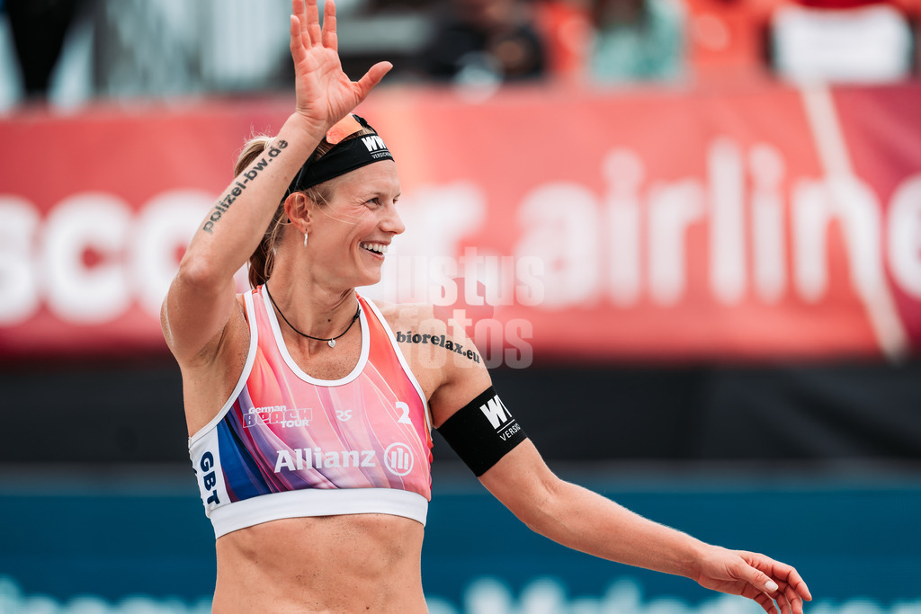 Beachvolleyball | Frauen | Allianz German Beach Tour 2024 | Tourstop Kühlungsborn 2 | 16.08.2024 | Kim van de Velde freut sich
