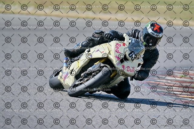 25bt04-0232 | markuskiefer.com - Realisiert mit Pictrs.com