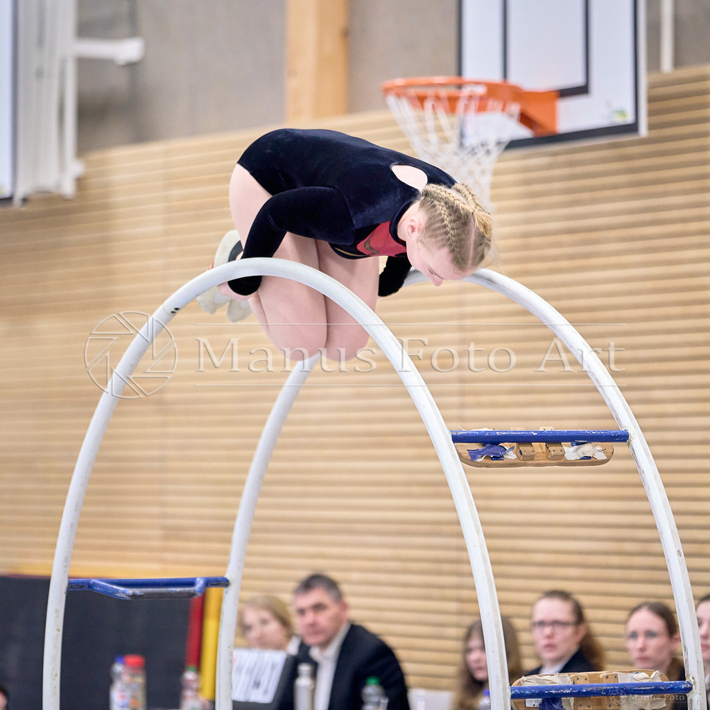 B-DSC07346 | Professionelle Sportfotografie in Hamburg, Schleswig-Holstein und Niedersachsen – spezialisiert auf Rhönrad, Geräteturnen, Leistungsturnen und rhythmische Sportgymnastik. Bundesweite Begleitung von Rhönrad-Events. Jetzt Sport-Fotos - Realisiert mit Pictrs.com
