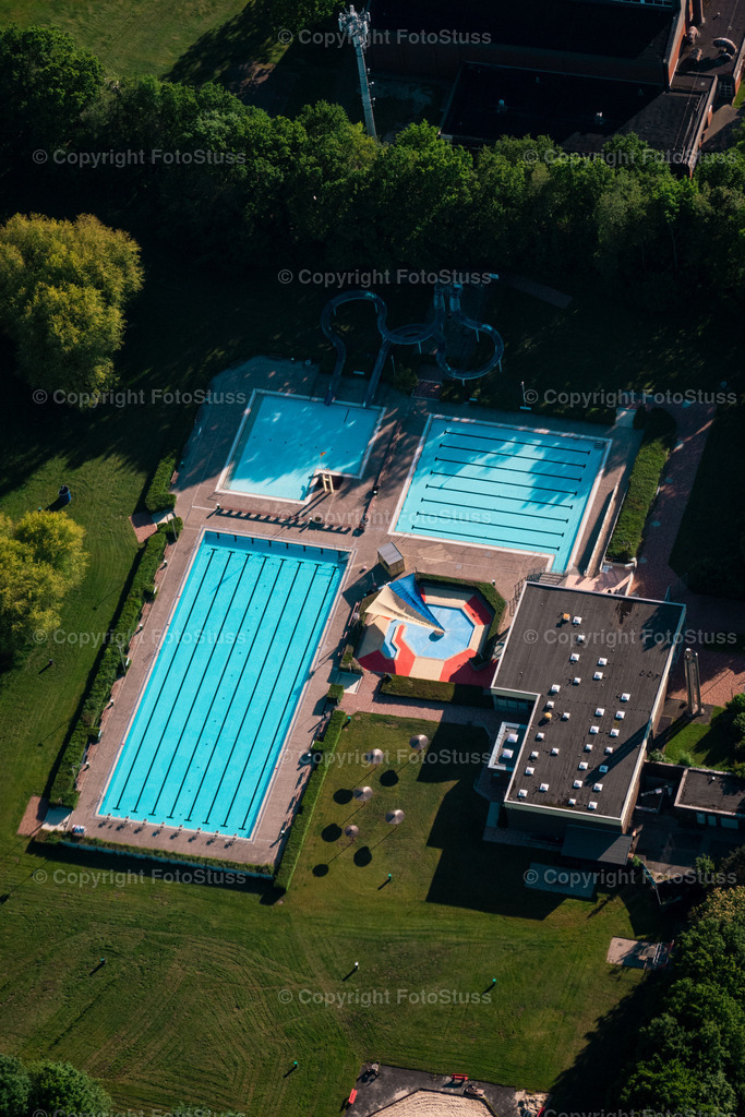 Luftbild vom Freibad Süd in Hamm | Das Freibad Süd in Hamm Berge aus der Luft fotografiert. - Realisiert mit Pictrs.com
