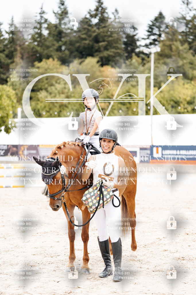 CK907468 | Turnierfotografie Pferdefotografie Trier Rheinland-Pfalz Pferdesport Reitsport Tierfotografie Sportfotografie Pferdevideo Pferdevideografie Equestrianvideography equestrianphotography  - Realisiert mit Pictrs.com