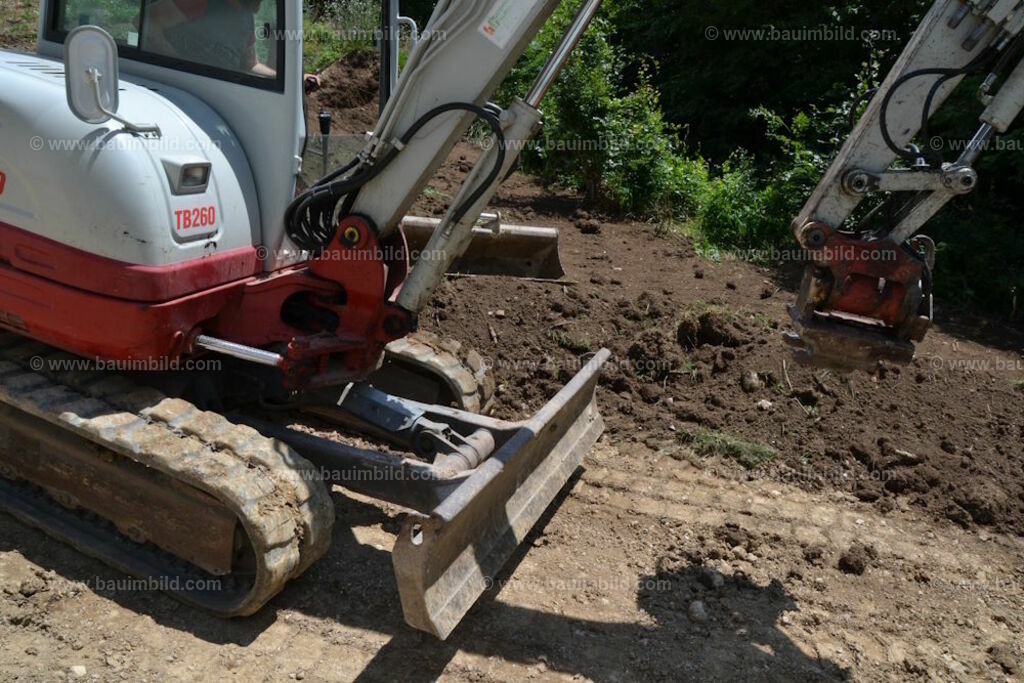 bib-lg02-erdarbeiten-0240 | Nach LV-Leistungsgruppen sortierte Detailfotos über den Bau eines Hauses. Alle Hausbau-Bilder direkt vom Urheber und Autor der Website Haus-Selber-Bauen.com