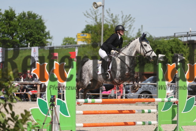 Achern_2025_DM_Vierkampf_Teilprüfung_Springen_Hannah Thießen_Mon Amie B 3_BAW 2 (5) | Alle Fotos der Reiterjournal Fotografin Doris Matthaes im Reiterjournal Online-Fotoshop. - Realizado com Pictrs.com