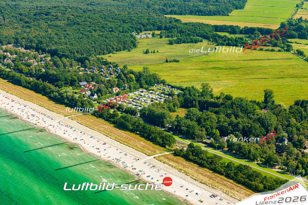 Schöne Luftaufnahme als Geschenk in Sundische Wiese Zingst - Die Luftbildaufnahme wurde 2025 vom UL-Flugzeug heraus erstellt ( keine Drohne ) - Hochauflösende Luftaufnahme -Nicht vergleichbar mit Google Maps oder Satelittenbilder- Die Geschenkidee !Mit Lizenz und Bildrechte bestellbar