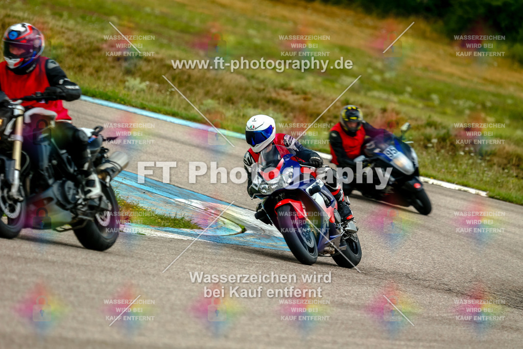 Chambley Juli-3156 | Hier findet Ihr Bilder von Touristenfahrten auf der Nürburgring Nordschleife oder von anderen Veranstaltungen die ich besucht habe. Viel Spass beim Durch Schauen 