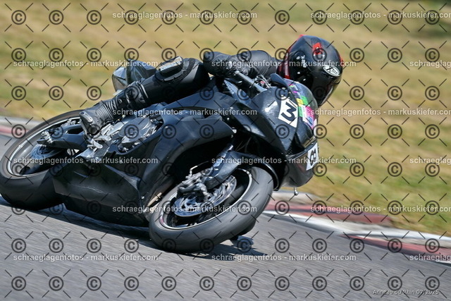 25bt04-1062 | markuskiefer.com - Realisiert mit Pictrs.com
