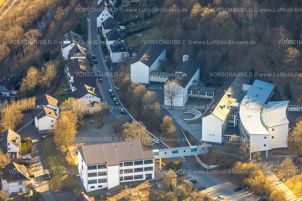 Lennestadt250309055 | Luftbild, GymSL Gymnasium der Stadt Lennestadt, Altenhundem, Lennestadt, Sauerland, Nordrhein-Westfalen, Deutschland