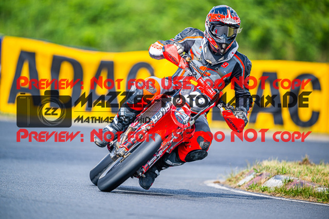 MaZZes_FotoMatrix_220528_2385 | Fotograf Mathias Schmid
Sportfotograf,
Eventfotograf,
Hochzeitsfotograf,
Portraitfotograf