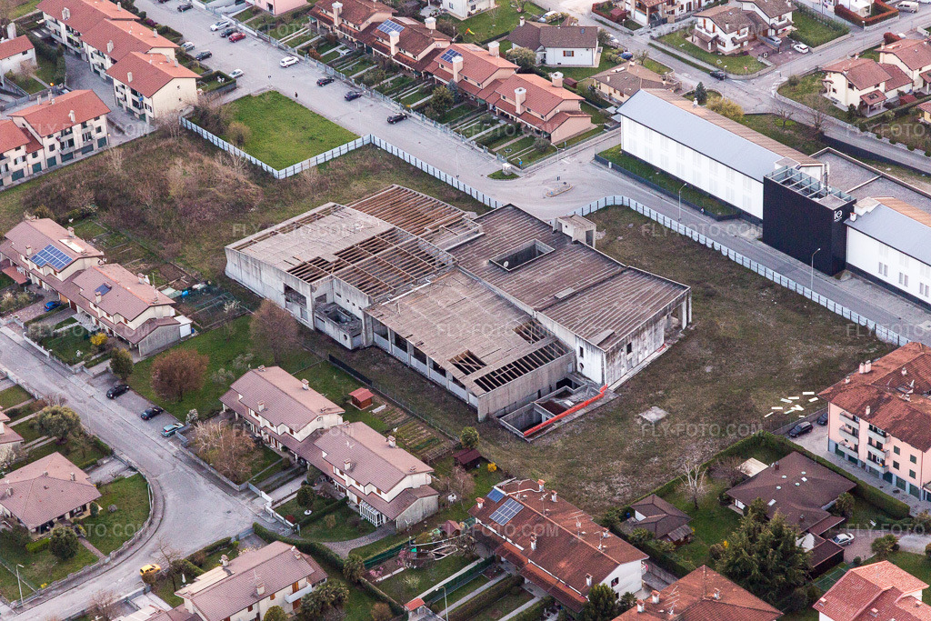Aerial view: View of the town in San Daniele del Friuli in the state Udine, Italy.Photo: IMG_105628.jpg taken on 04/07/2018 by Werner Riehm/FLY-FOTO.comResolution of the original: 5472 x 3648 px