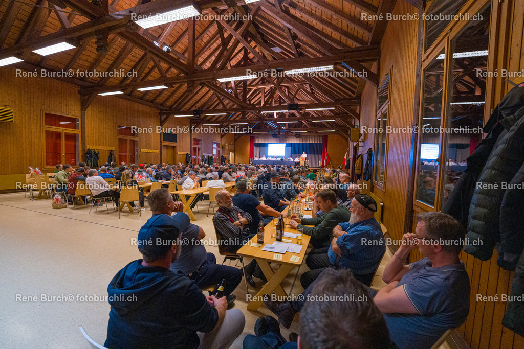 BUR09681 | René Burch leidenschaftlicher Fotograf aus Kerns in Obwalden.  Hier finden sie Sport, Landschaft und Natur Fotografie.
 - Realisiert mit Pictrs.com