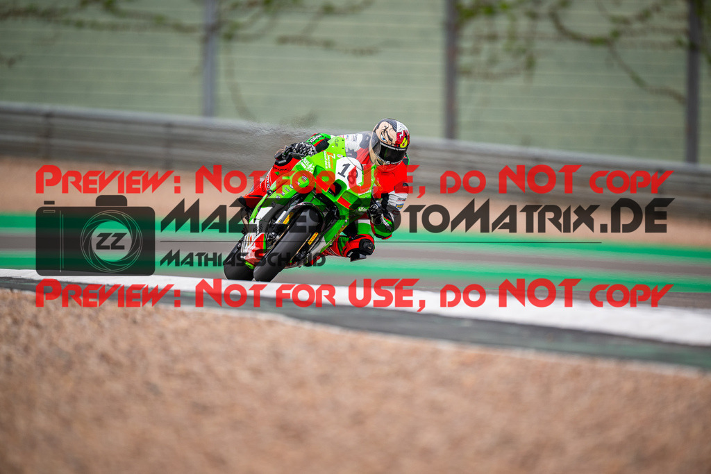 MaZZes_FotoMatrix_240503_6007705_4623 | STK1000