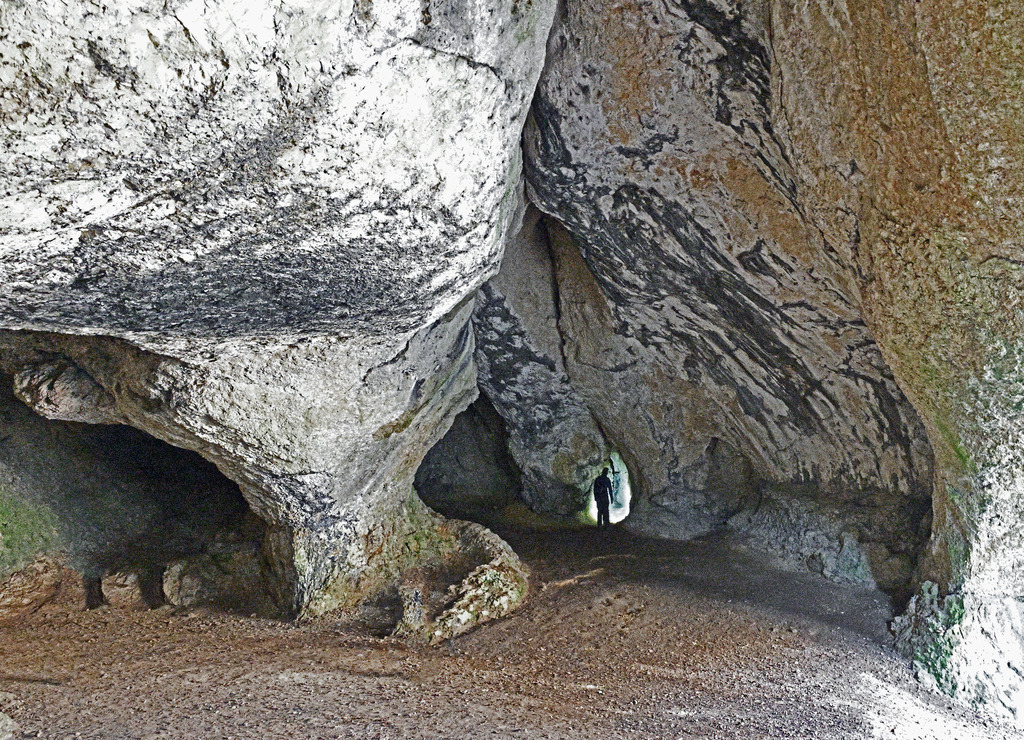 Höhle02 | lucisnaturbilder - Realisiert mit Pictrs.com