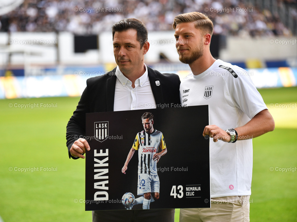 A_LUI_20230528_0009 | SPORT FUSSBALL ADMIRAL BUNDESLIGA 2022/23 LASK VS AUSTRIA WIEN

IM BILD: Nemanja Celic (Lask), Radovan Vujanovic (LasK)
FOTO:FOTOLUI/UW