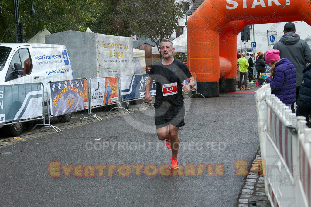 251130_1140_EX1_8202 | Sportfotografie im Rhein-Sieg Kreis, Köln, Bonn, NRW, Rheinland Pfalz, Hessen, etc. Unser Tätigkeitsfeld umfasst den Laufsport vom Volkslauf über den Marathon, Duathlon, Triathon bis zum Ultralauf wie Kölnpfad Ultra oder Schindertrail.