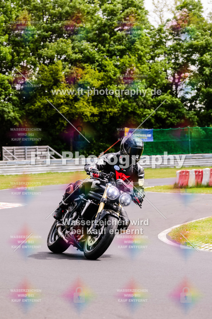MotoTeamVBK-20686 | Hier findet Ihr Bilder von Touristenfahrten auf der Nürburgring Nordschleife oder von anderen Veranstaltungen die ich besucht habe. Viel Spass beim Durch Schauen 