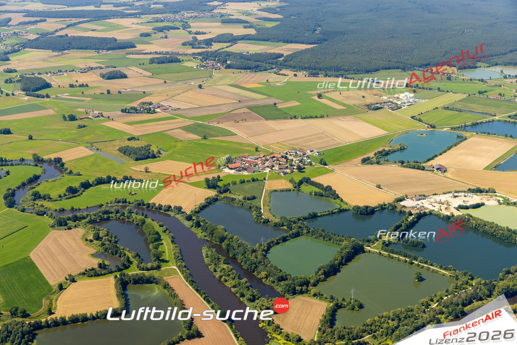 Das Luftbild zeigt : Deiselkühn Schwarzenfeld - Die Luftaufnahme wurde 2023 vom UL-Flugzeug aus erstellt ( keine Drohne ) - Hochauflösende Luftaufnahme - Für grossformatige Ausdrucke geeignet. Die Geschenkidee !Mit Lizenz und Bildrechte bestellbar