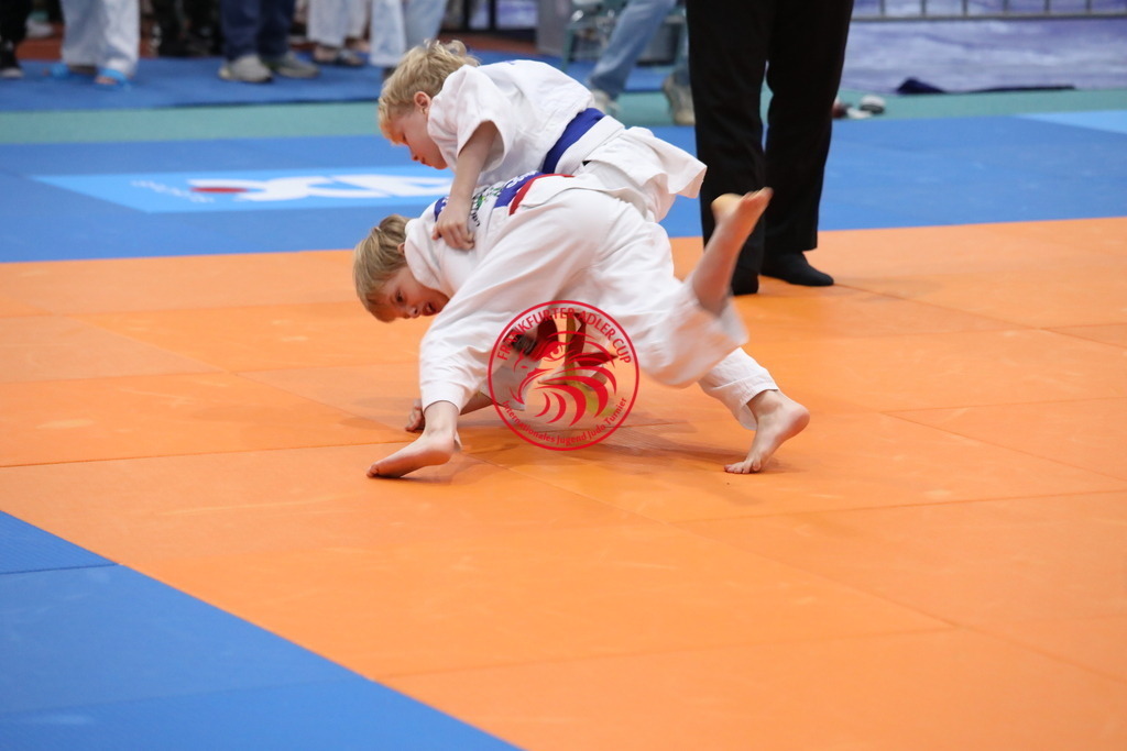 1J7A3075 | Fotos vom Adler Cup - Pictures from Adler Cup

Hier findet Ihr alle Eindrücke und großen Momente der Adler Cup Wochenenden. Here you will find all impressions and great moments of the Adler Cup weekends. - Realisiert mit Pictrs.com