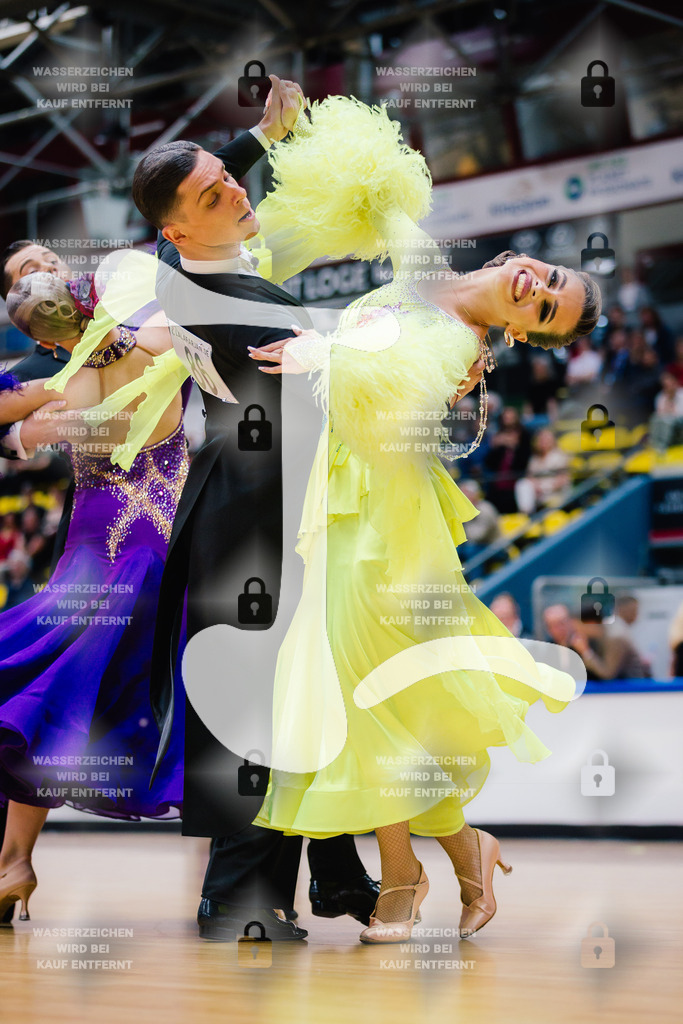 Hessen Tanzt WDSF International Open Standard 5th (86) Vladyslav Tsykhanovskyi _ Veronika Tsikhanovska (Schwarz-Weiß-Club Pforzheim)-2025-05-17-8814 | Webshop for digital downloads and prints of dance sport, event & show photographer Julian Link - Realisiert mit Pictrs.com