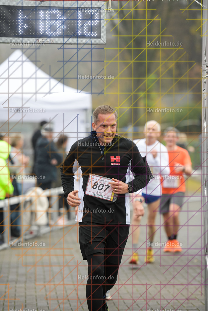 Neusser Erftlauf 2025  | 15km Neusser Erftlauf 2025 Foto: Heldenfoto.de