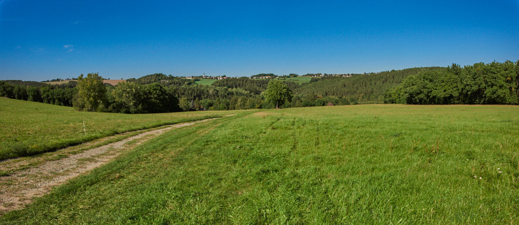 Blick über das Göltzschtal nach Thüringen (Reinsdorf_ Waltersdorf) 02 | Bedeutsame Landschaften Deutschlands - Realisiert mit Pictrs.com