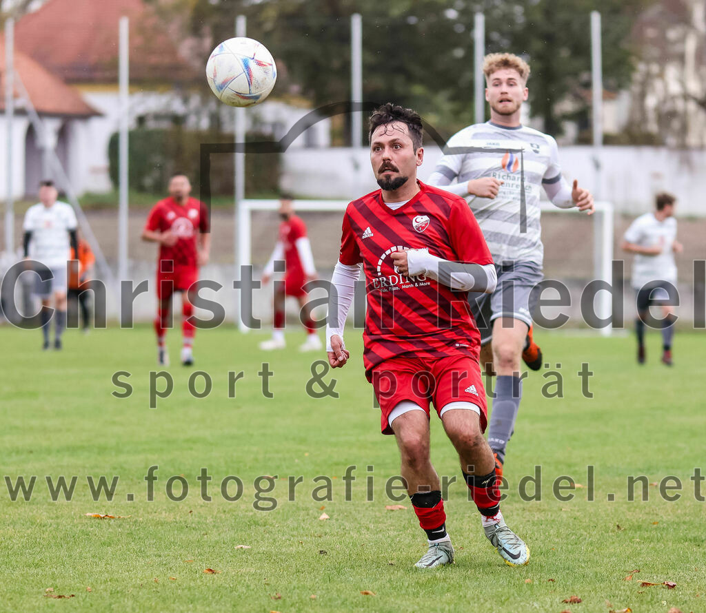 2023-10-15_063_SV_Eintracht_Berglern_gegen_FC_Tuerkguecue_Erding | Berglern, Deutschland, 15.10.2023:
Fußball, Kreisklasse 2023 / 2024, 10. Spieltag, SV Eintracht Berglern gegen FC Türkgücü Erding, Endergebnis: 1:0

Ismail Öztürk (FC Türk Gücü Erding, #11)

Foto: Christian Riedel / fotografie-riedel.net