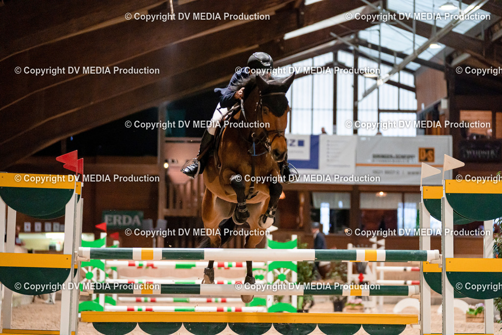 Springen Tag 1-826 | dv-media-shop - Realisiert mit Pictrs.com