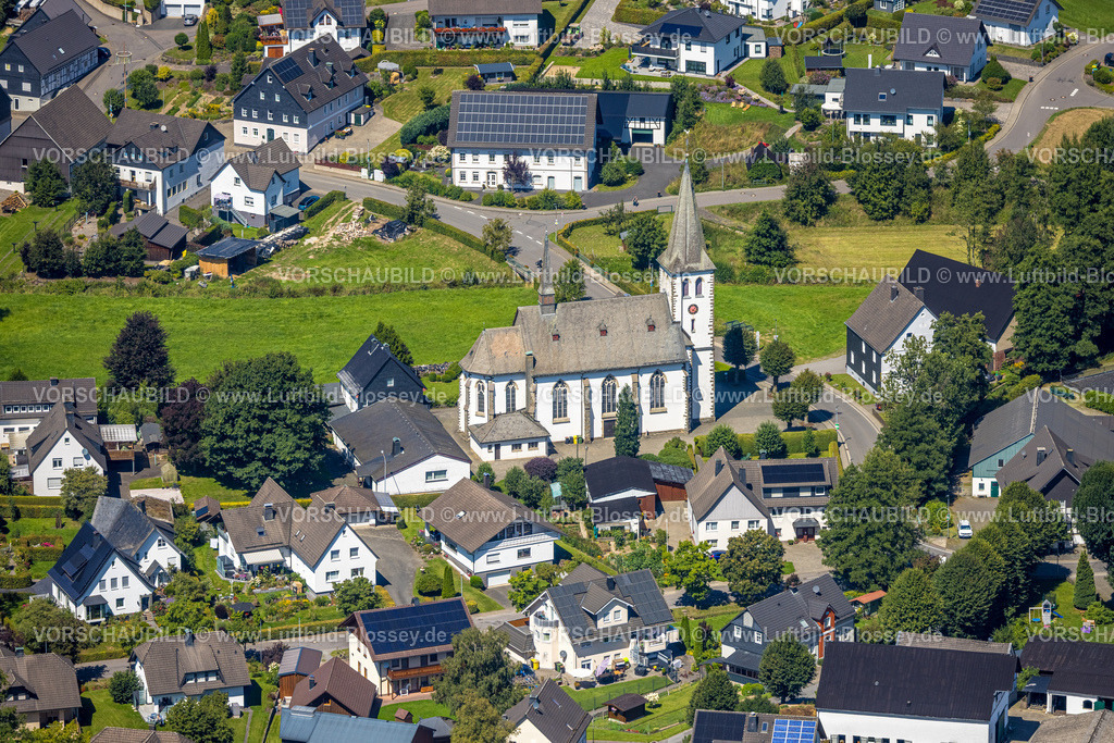 Olpe250810540 | Luftbild, St. Antonius Einsiedler Kirche, Iseringhausen, Drolshagen, Sauerland, Nordrhein-Westfalen, Deutschland