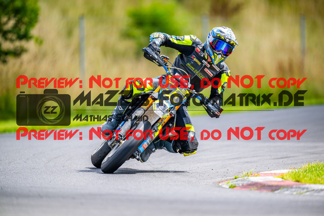 MaZZes_FotoMatrix_240713_6007705_8390 | S1