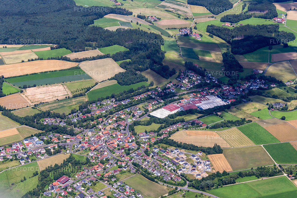 Förstina-Sprudel von Süden | Luftbild: Förstina-Sprudel von Süden im Ortsteil Lütter in Eichenzell im Bundesland Hessen in Deutschland. Foto: IMG_141987.jpg vom 07.07.2024 durch ©2025 Werner Riehm fly-foto.de/copyright - Realisiert mit Pictrs.com