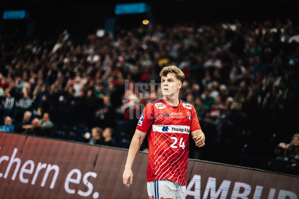 Handball | Männer | Saison 2024/2025 | DAIKIN Handball-Bundesliga | 10. Spieltag || Handball Sport Verein Hamburg vs. Füchse Berlin | 18.11.2024 | Alexander Hartwig (#24, Handball Sport Verein Hamburg)