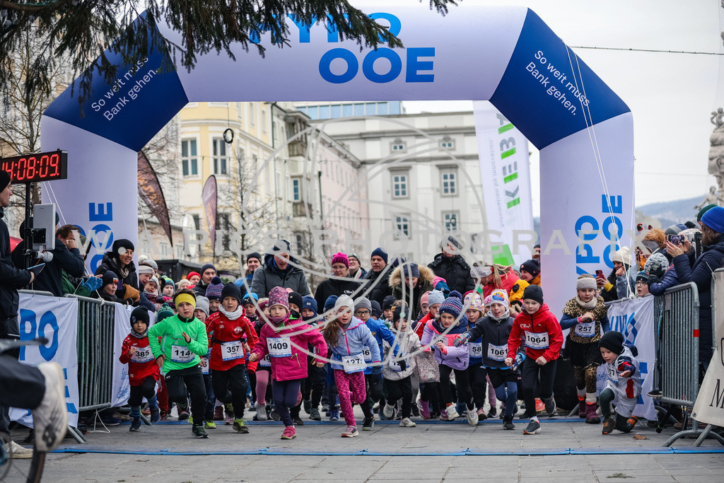 SILVESTERLAUF LINZ 25 | Linz, AUSTRIA, 31. Dezember 25, TRIRUN SILVESTERLAUF LINZ 25 , Image shows: 
Photo: WAPICS / BINDER Manuel