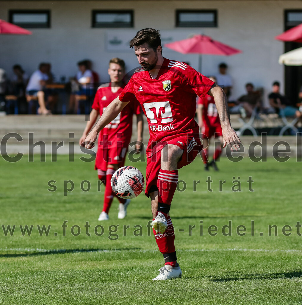 2023-09-10_064_TuS_Oberding_gegen_FC_Hohenpolding | Oberding, Deutschland, 10.09.2023:
Fußball, Kreisklasse 2023 / 2024, 6. Spieltag, TuS Oberding gegen FC Hohenpolding, Endergebnis: 1:1

Foto: Christian Riedel / fotografie-riedel.net