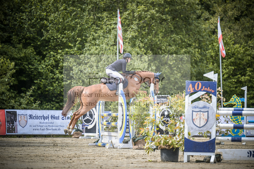 DOS_5179 | Entdecke hochwertige Reitturnierfotos von Foto Oger. Professionell, emotional und authentisch – jetzt Lieblingsmomente im Shop bestellen.Deutschlandweite Turnierfotografie. - Realisiert mit Pictrs.com