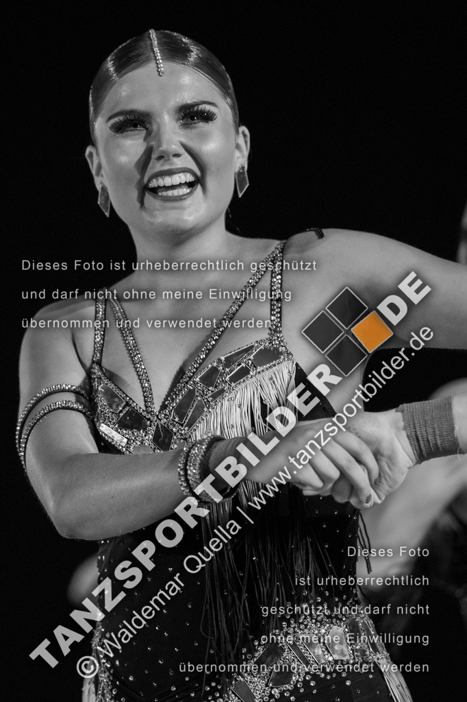 20250504-11209 | Hier finden Sie Tanz Bilder vom Latein und Standard Formationen tanzen. Sportbilder vom Tanzsport. Schöne Fotos und von Weltmeisterschaft, Europameisterschaft, Bundesliga, Regionalliga, Oberliga und Landesliga sowie von GOC Stuttgart, DanceComp, WM Bremen