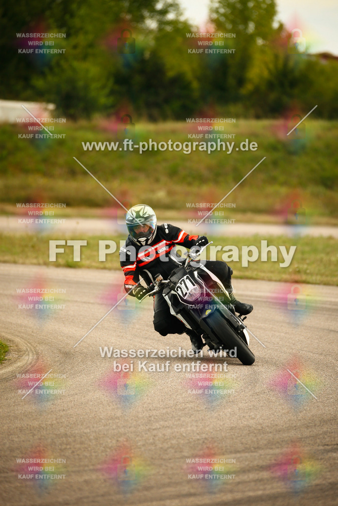 _MOT8057 | Hier findet Ihr Bilder von Touristenfahrten auf der Nürburgring Nordschleife oder von anderen Veranstaltungen die ich besucht habe. Viel Spass beim Durch Schauen 