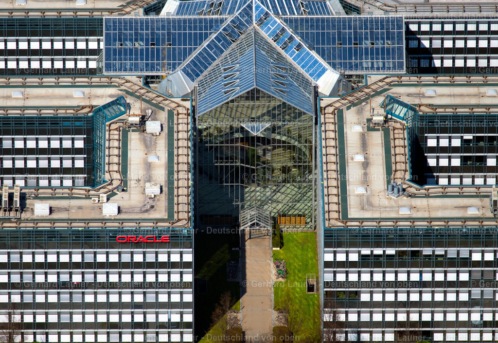 9102065 | Modernes Bürogebäude an der Riesstrasse, München