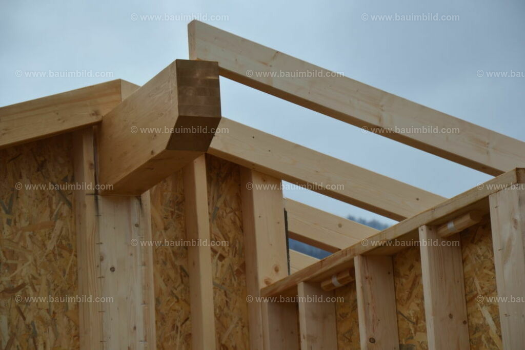 bib-lg09-holzbau-0160 | Nach LV-Leistungsgruppen sortierte Detailfotos über den Bau eines Hauses. Alle Hausbau-Bilder direkt vom Urheber und Autor der Website Haus-Selber-Bauen.com