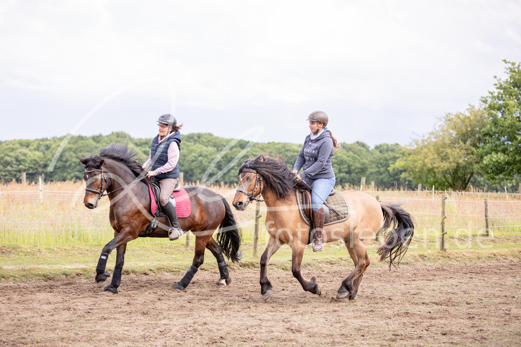 846A1060 | fotosleben - Realisiert mit Pictrs.com