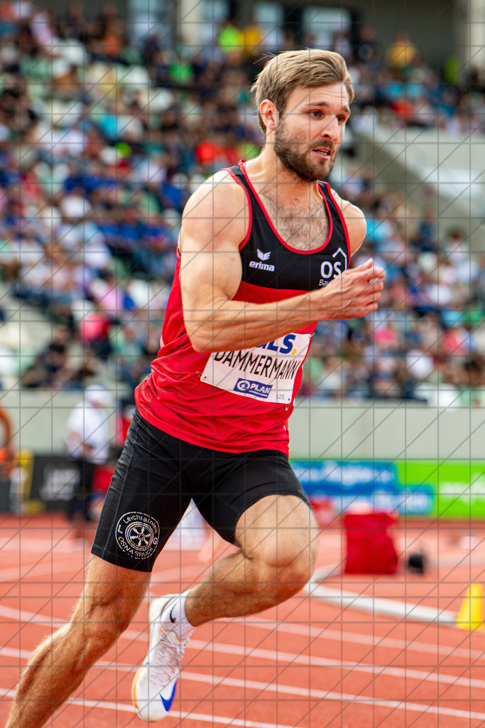 DIE FINALS 2025 | Dt. Leichtathletik Meisterschaft | Halbfinalläufe 400m Herren | Dammermann und Kroll mit unterschiedlichen Ergebnissen und Erfolgen in den Halbfinalläufen.  //  02.08.25: DIE FINALS 2025 | Dt. Leichtathletik Meisterschaft | Halbfinalläufe 400m Herren / Dresden / Deutschland  //   CREDIT:www.bullenfotos.de, Martin König, Hörner Weg 40, D-49078 Osnabrück, +4917663732967 // Nutzung und Weitergabe nur zu den vereinbarten Zwecken. Presseanfragen an Ersteller. Alle Rechte beim Ersteller. Honorierung nach MFM. - Realisiert mit Pictrs.com