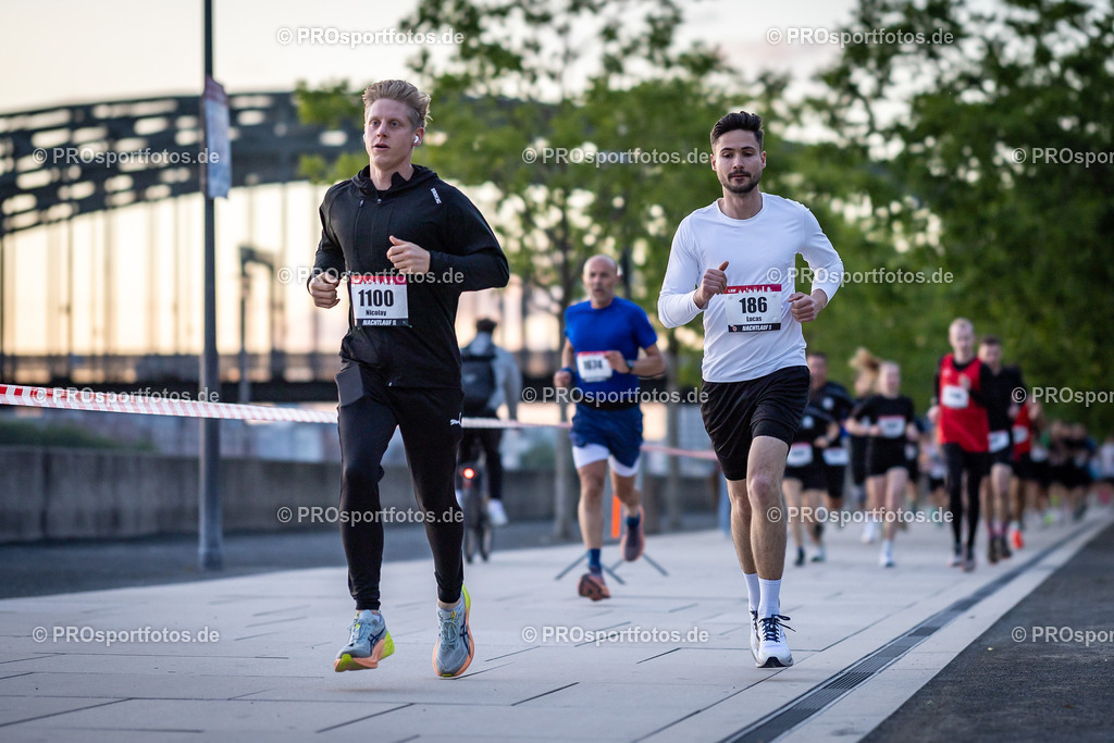 22. ASV Nachtlauf; Koeln, 28.05.25 | Impressionen vom 22. ASV Nachtlauf am 28.05.25 am Tanzbrunnen in Koeln. Foto: BEAUTIFUL SPORTS/Leah Kohring