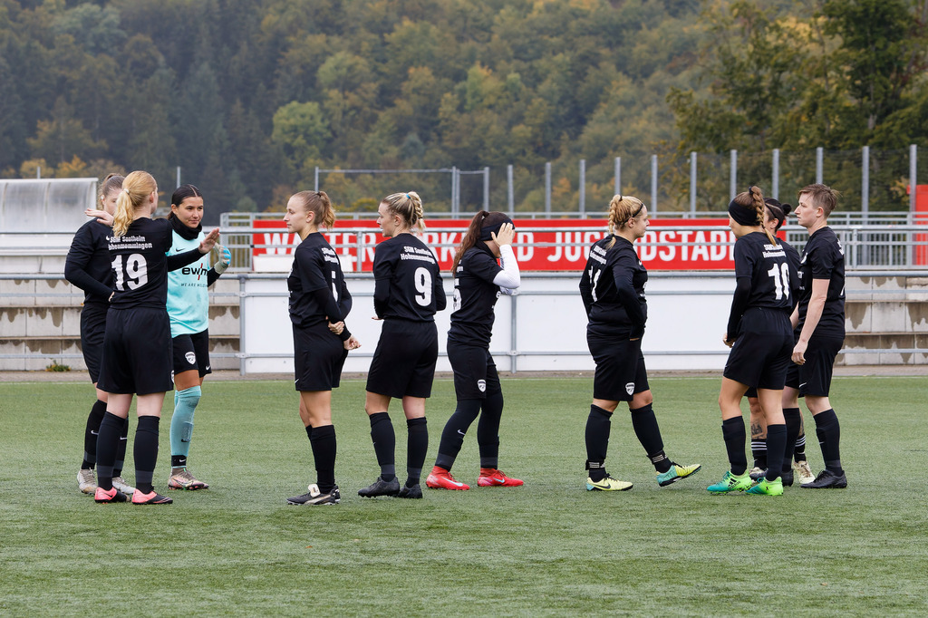 FCHHOH_251005_6250 | 1.FC Heidenheim 1846 II vs. SGM Hohenmemmingen/Sontheim, Fußball, Frauen, Bezirksliga, 2025/2026, 4. Spieltag, 05.10.2025 in Heidenheim, Kunstrasen b. Voith-Arena West(Foto: Michael Bulling) - Realisiert mit Pictrs.com