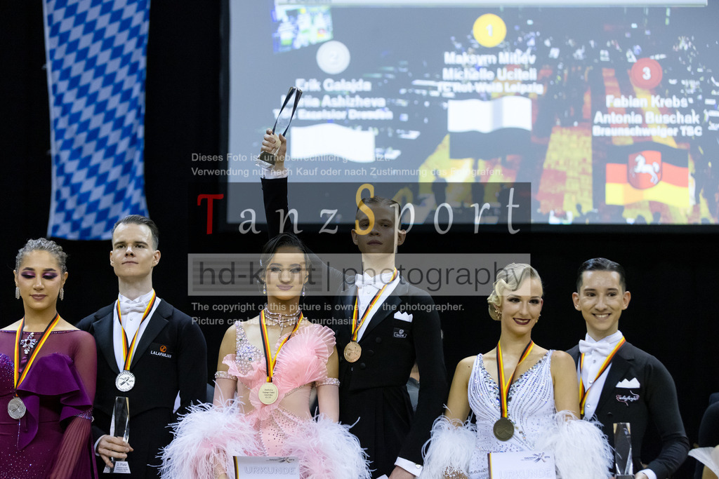 20241102_DC_HGR_Std_09412 | Tanzsportbilder, Standardtanz, Lateintanz, WDSF, DTV, LTVB, dancecomp, goc, hessen tanzt, blaues band der spree, walzer, tango, wiener walzer, slowfox, quickstepp, samba, rumba, cha-cha-cha, paso doble. jive, hd-kroft photography, turniertanzsport
