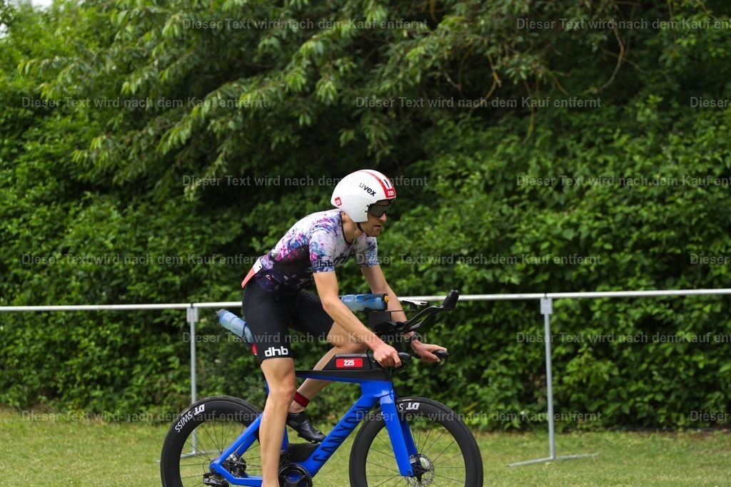 triathlon_wuerzburg_r_2026_06_14-387 | Shop für Fotos von Sportevents z.B. Obstacle Course Racing, OCR, Triathlon, Trail Run und MTB - Realisiert mit Pictrs.com