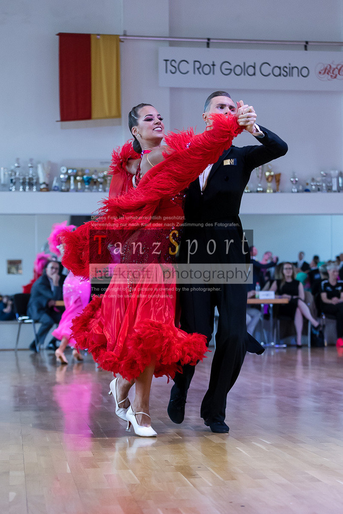 20240615_DM-HGR-Kombi_10575 | Tanzsportbilder, Standardtanz, Lateintanz, WDSF, DTV, LTVB, dancecomp, goc, hessen tanzt, blaues band der spree, walzer, tango, wiener walzer, slowfox, quickstepp, samba, rumba, cha-cha-cha, paso doble. jive, hd-kroft photography, turniertanzsport