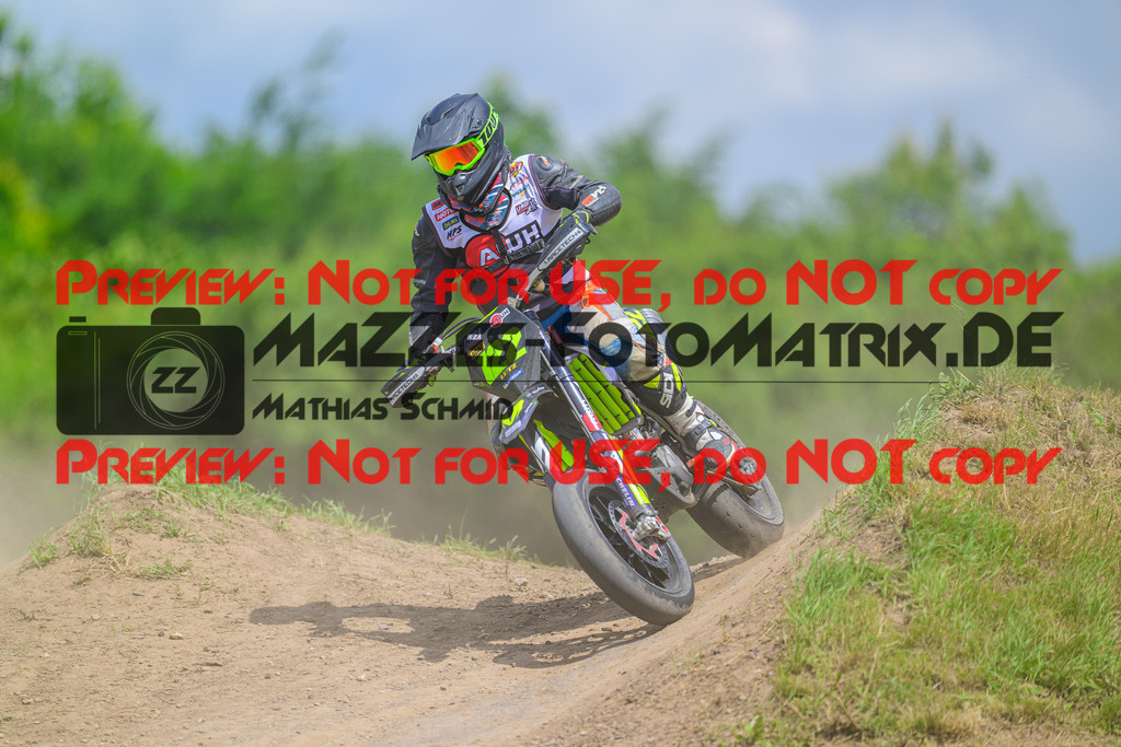 MaZZes_FotoMatrix_240623_6007705_9465 | UE40