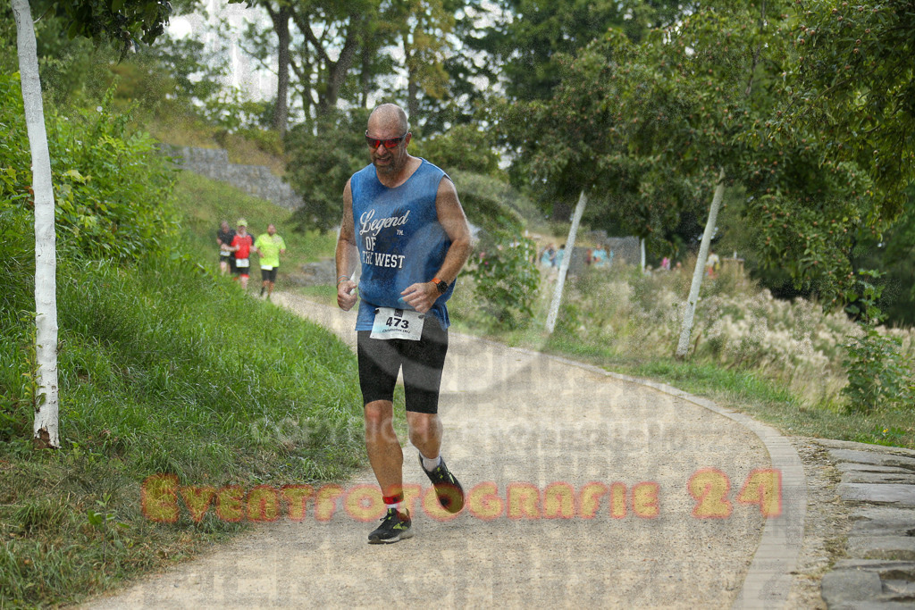 250824_1359_EX1_4527 | Sportfotografie im Rhein-Sieg Kreis, Köln, Bonn, NRW, Rheinland Pfalz, Hessen, etc. Unser Tätigkeitsfeld umfasst den Laufsport vom Volkslauf über den Marathon, Duathlon, Triathon bis zum Ultralauf wie Kölnpfad Ultra oder Schindertrail.