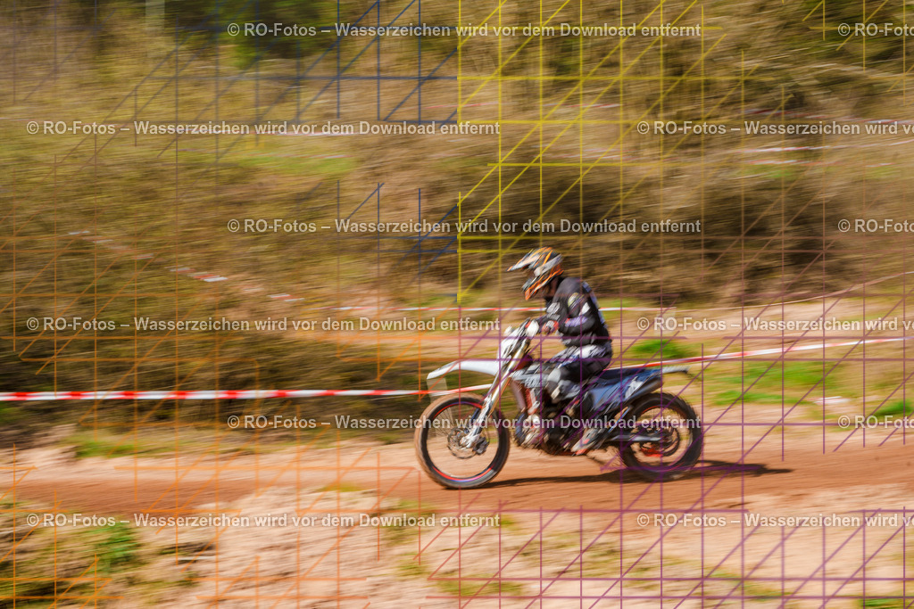 3 Lauf Mernes-354 | Sportfotografie von RO-Fotos: Motorsport, Motocross, Enduro, Laufveranstaltungen und Triathlon. Professionelle Fotos von Sportlern und Events. - Realisiert mit Pictrs.com